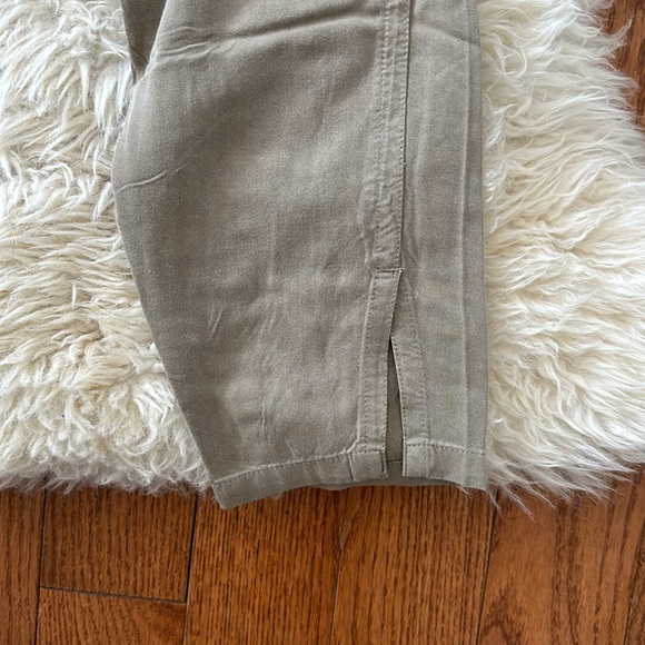 Beautiful Pants - Picture 2 of 6